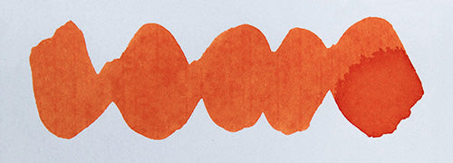 Wavy orange line on a white background. Diamine Peach Punch fountain pen ink colour swatch.