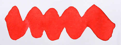 Wavy pink line on a white background. Diamine Cosy Up fountain pen ink colour swatch.