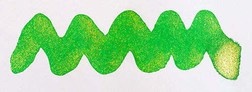Wavy green line on a white background. Diamine Golden Oasis fountain pen ink colour swatch.