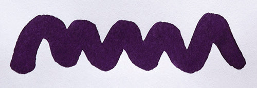 Wavy purple line on a white background. Diamine Imperial Purple fountain pen ink colour swatch.