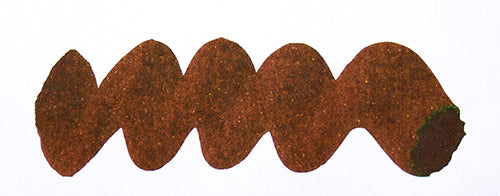 Wavy brown line on a white background. Diamine Pick Me Up fountain pen ink colour swatch.