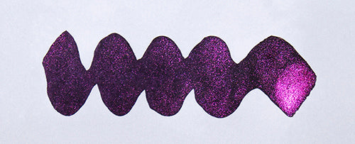 Wavy purple line on a white background. Diamine Deck the Halls fountain pen ink colour swatch.
