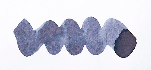 Wavy grey line on a white background. Diamine Ghost fountain pen ink colour swatch.