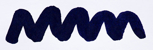 Wavy blue line on a white background. Diamine Regency Blue fountain pen ink colour swatch.