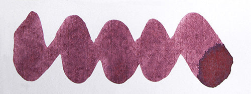 Wavy purple line on a white background. Diamine Harmony fountain pen ink colour swatch.