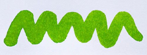Wavy green line on a white background. Diamine Meadow fountain pen ink colour swatch.